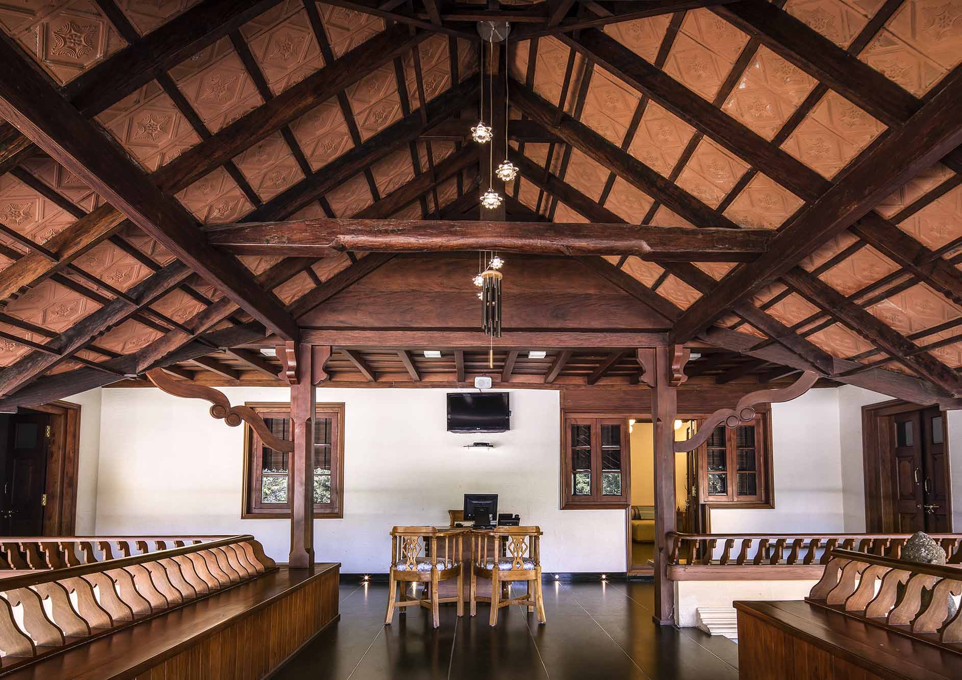 beautiful-heritage-building-with-a-unique-architecture